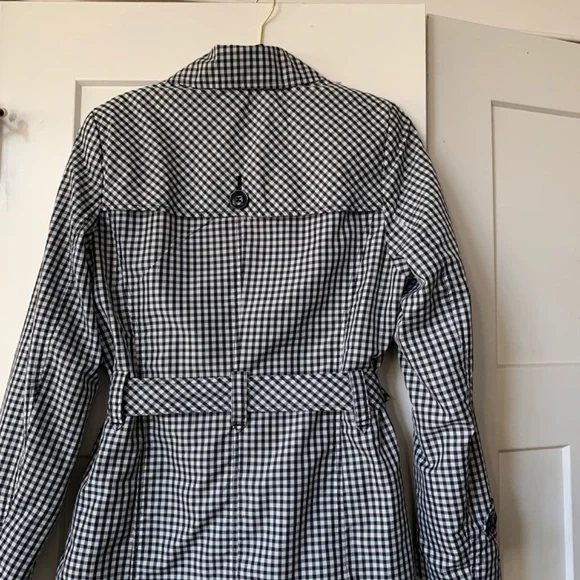 Jacket - Picture 2 of 2